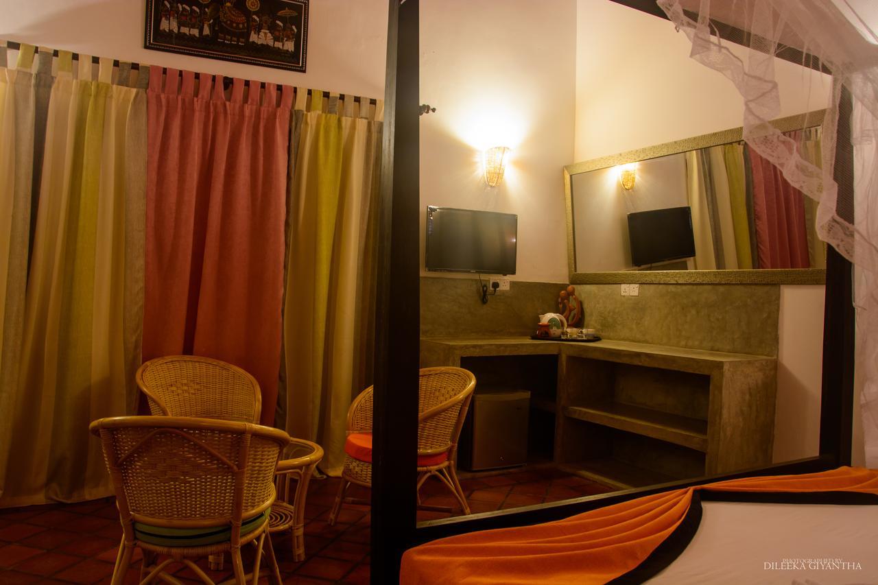 Breeze Villa Unawatuna Galle Exterior foto