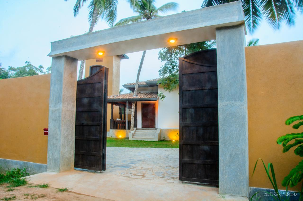 Breeze Villa Unawatuna Galle Exterior foto